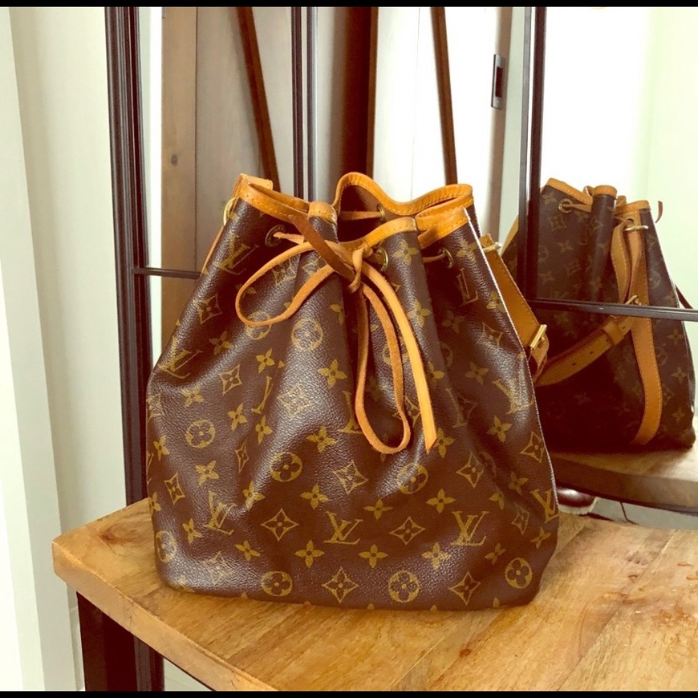 Authentic Vintage Louis Vuitton Petit Noe